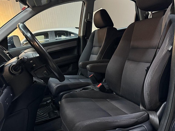 Honda CR-V 15 of 16