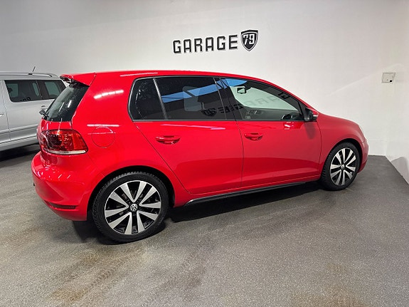 Volkswagen Golf VI 11 of 17