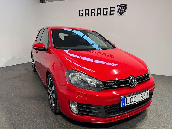 Volkswagen Golf VI 17 of 17