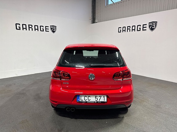 Volkswagen Golf VI 6 of 17