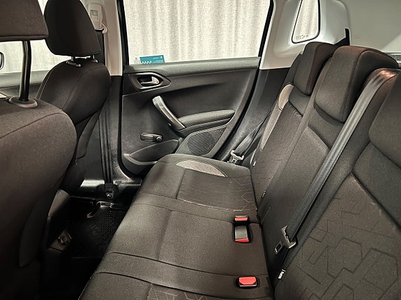 Peugeot 2008 5 of 5