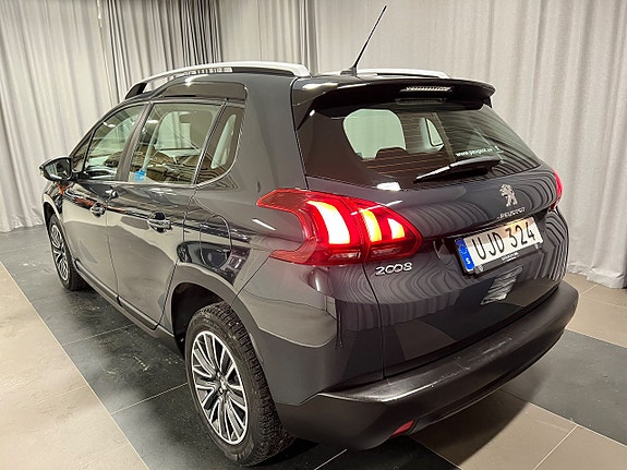 Peugeot 2008 3 of 5
