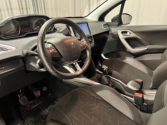 Peugeot 2008 7 of 11