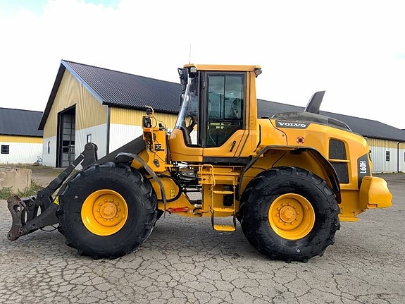 Volvo L60H lastmaskin, nya traktordäck, long boom