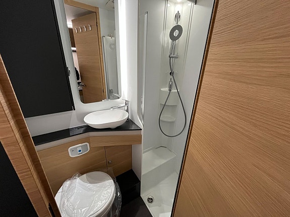 Adria CORAL XL 660 SL / Automat / Safety pack / Markis / 13 of 21
