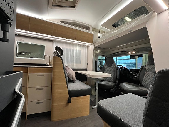 Adria CORAL XL 660 SL / Automat / Safety pack / Markis / 4 of 21