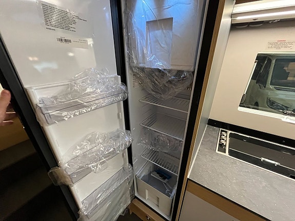 Adria CORAL XL 660 SL / Automat / Safety pack / Markis / 11 of 21
