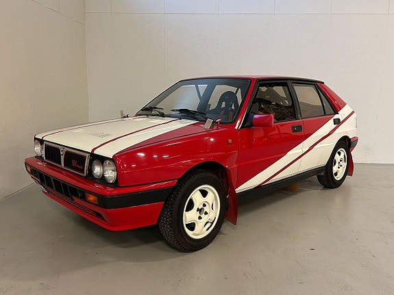Lancia Delta 6 of 26