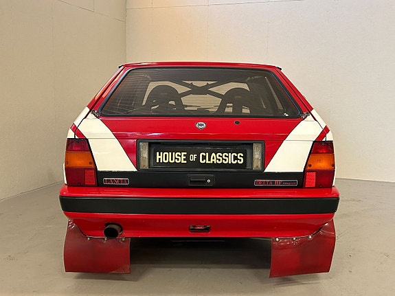 Lancia Delta 9 of 26