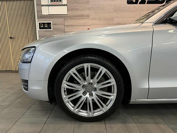 Audi A8 30 of 30