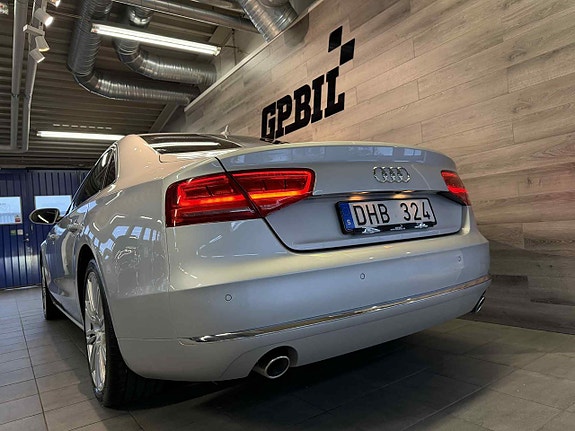 Audi A8 5 of 5
