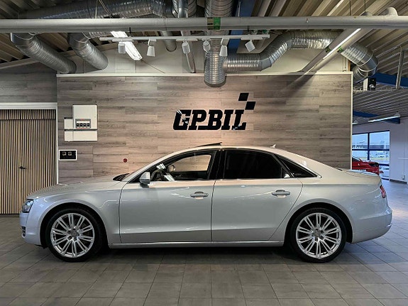 Audi A8 2 of 5