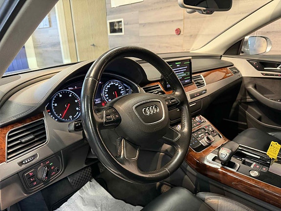 Audi A8 6 of 30