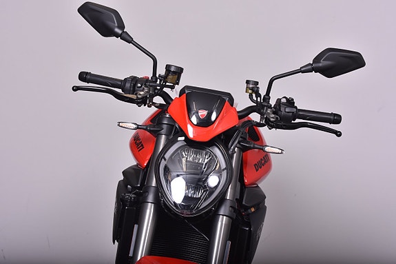 Ducati Monster Plus *Nyhet 5e generationen* /Omgående leverans 2027! 15 of 30