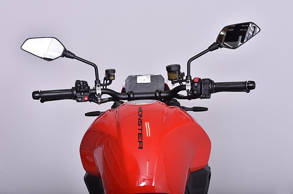 Ducati Monster Plus *Nyhet 5e generationen* /Omgående leverans 2027! 16 of 30