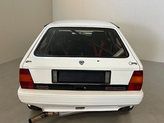 Lancia Delta 11 of 27