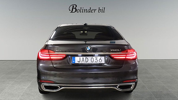 BMW 750Li 5 of 23