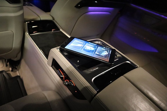 BMW 750Li 13 of 23