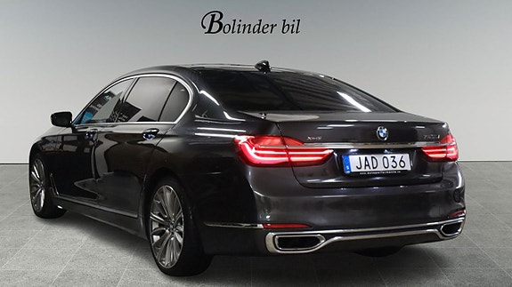 BMW 750Li 4 of 23
