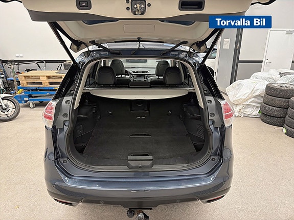 Nissan X-Trail 14 of 17