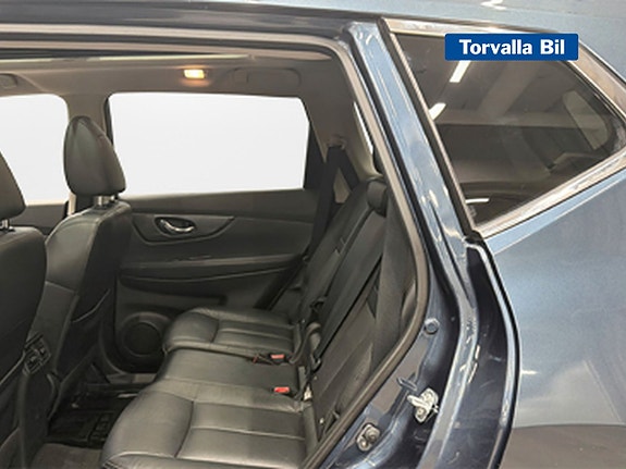 Nissan X-Trail 9 of 17