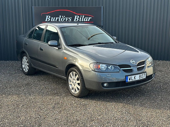 Nissan Almera 3 of 5
