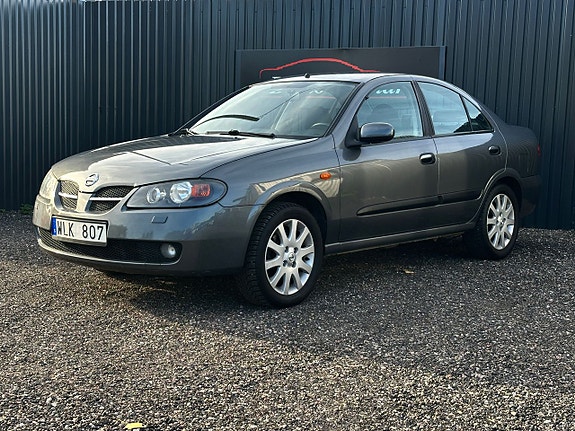 Nissan Almera 6 of 9