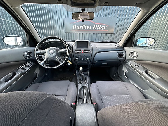 Nissan Almera 9 of 9