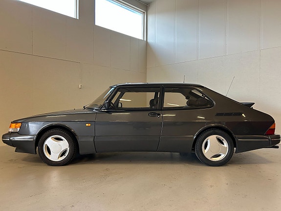 Saab 900 5 of 24