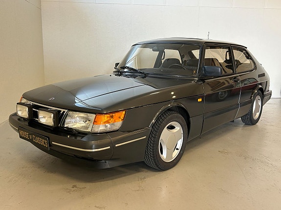 Saab 900 6 of 24