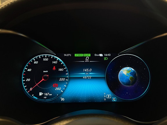 Mercedes-Benz C300 11 of 27