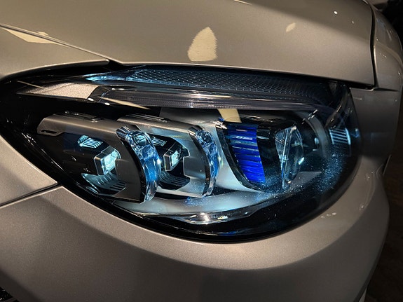 Mercedes-Benz C300 20 of 27