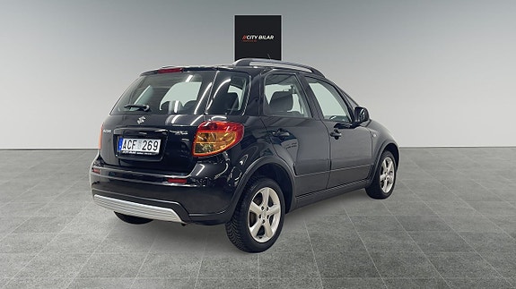 Suzuki SX4 5 of 5