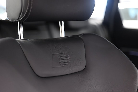 Audi e-tron 16 of 25
