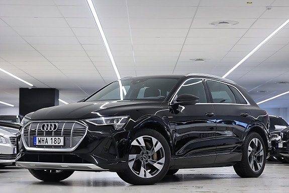 Audi e-tron 3 of 25