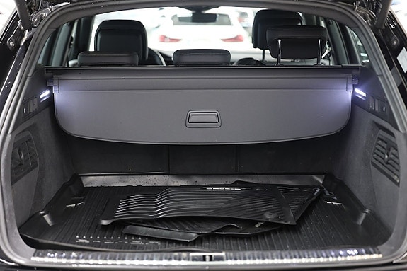 Audi e-tron 9 of 25