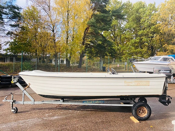 Lohi styrpulpet med 20 hk och vagn