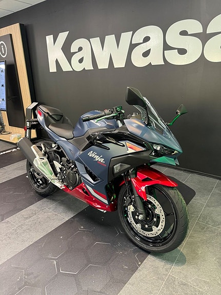 Kawasaki Ninja 500 SE 2 of 2