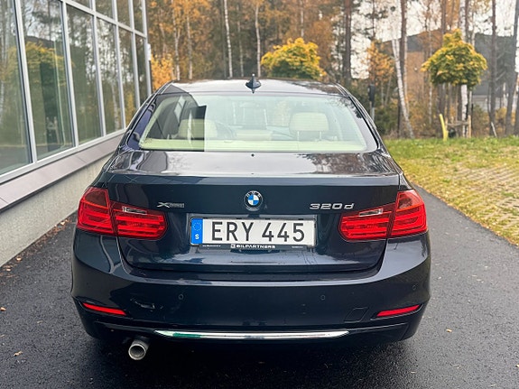 BMW 320 4 of 19