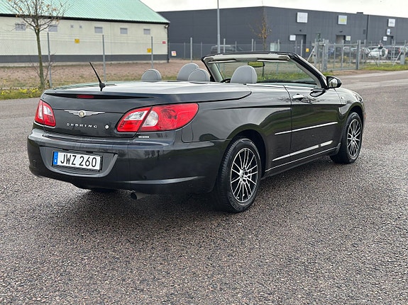 Chrysler Sebring 4 of 5