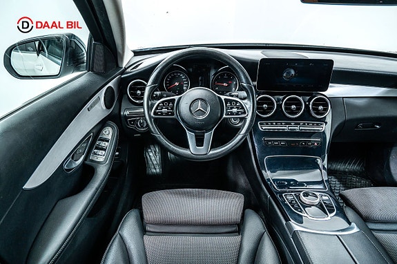Mercedes-Benz C200 d 11 of 23