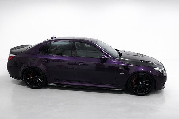 BMW M5 3 of 13