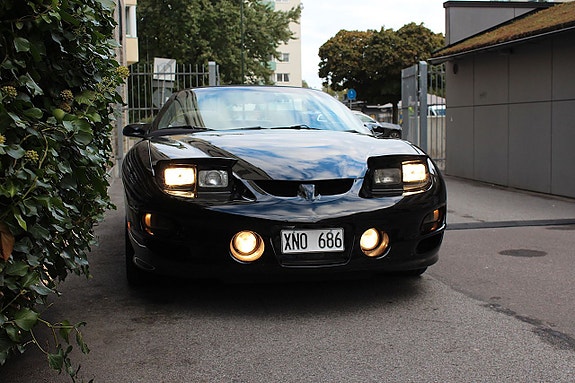 Pontiac Firebird 7 of 26
