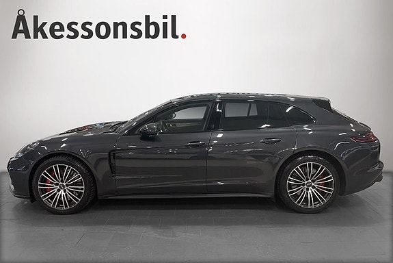 Porsche Panamera Turbo 3 of 5