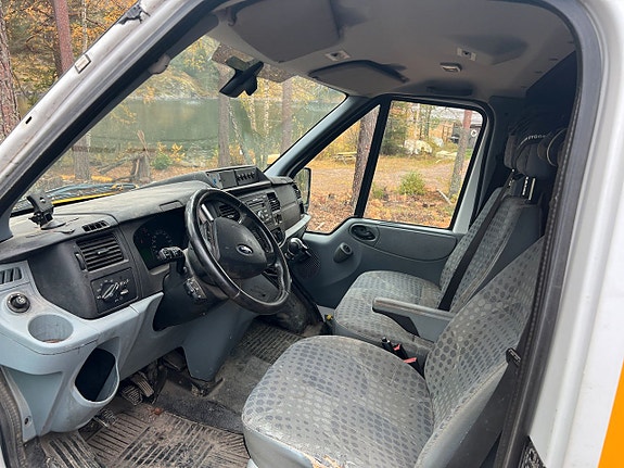 Ford Transit 6 of 10