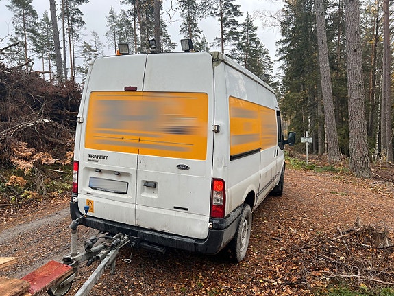 Ford Transit 4 of 5
