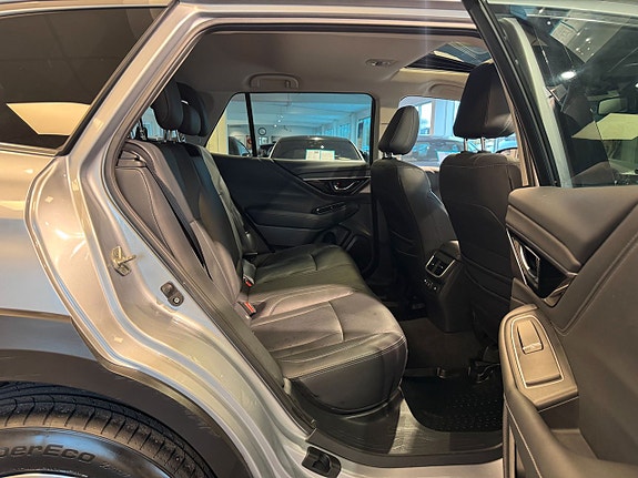 Subaru Outback 21 of 27