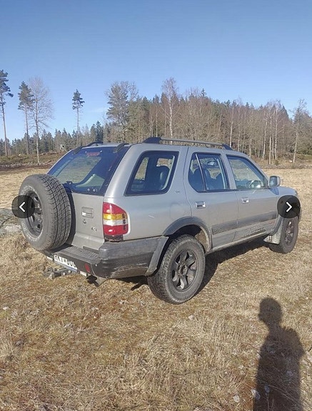 Opel Frontera 2 of 4