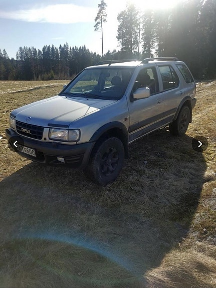 Opel Frontera 3 of 4