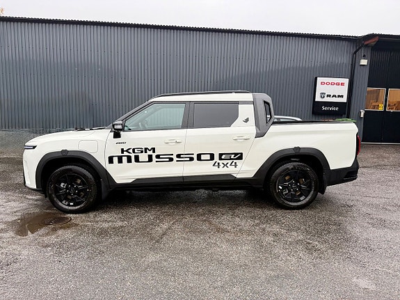 KGM Musso EV 5 of 5